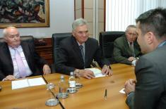 Defence Minister receives representatives of the Association of Military Pensioners