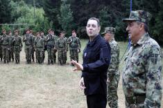 Ministar Vulin na obuci izviđača Kopnene vojske 