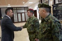 Министар Вулин и генерал Мојсиловић посетили Оперативни центар система одбране