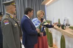 Ministar Gašić prisustvovao potpisivanju ugovora Ministarstva odbrane sa kompanijom „Krušik“
