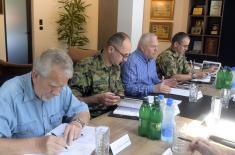 Министар одбране у компанији „Ресор“ у Гаџином Хану