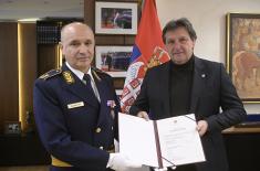 Minister Gašić presents appointment decrees