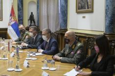 Minister Stefanović meets with Chief of Hellenic National Defence General Staff