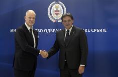 Meeting between defence ministers of Serbia and Hungary