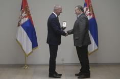 Minister Gašić attends event marking Veterans’ Day
