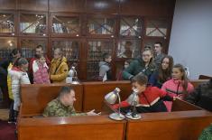 Primary School Pupils from Kosovo and Metohija Visit Military Academy