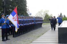 Ministar Gašić položio venac na Avali povodom Dana Vojske Srbije