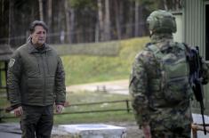 Ministar Gašić drugog dana Božića obišao pripadnike Vojske Srbije u Kopnenoj zoni bezbednosti