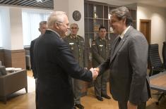 Sastanak ministra Gašića sa ambasadorom SAD Hilom