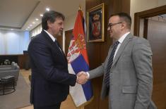 Састанак министра одбране са амбасадором Босне и Херцеговине