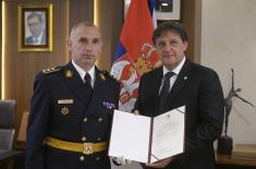 Министар Гашић уручио указе о постављењима на нове дужности у Копненој војсци