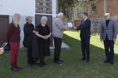 Minister Vučević attends ceremony to mark death anniversary of Košare fighter Ivan Vasojević in Sjenica 