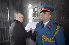 Minister Vučević lays wreath at Monument to Unknown Hero to mark Armistice Day