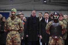 Presidents Vučić and Aliyev attend weapons and capabilities display of some of SAF units in Niš