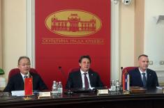 Састанак министра Гашића са амбасадором Кине Ли Мингом и привредницима из Расинског округа