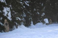 Minister Stefanović visits Military Academy cadets in winter training on Kopaonik Mountain