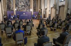 President Vučić presents decorations to members of the Ministry of Defence and the Serbian Armed Forces