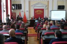 Састанак министра Гашића са амбасадором Кине Ли Мингом и привредницима из Расинског округа
