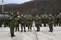 Министар Вулин: Војска Србије у потпуности контролише ситуацију у Копненој зони безбедности