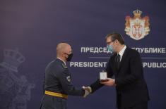 President Vučić presents decorations to members of the Ministry of Defence and the Serbian Armed Forces