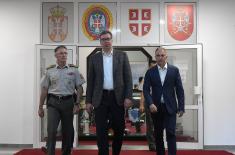Meeting of President Vučić with Minister Stefanović and Chief of General Staff, General Mojsilović
