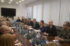 Председник Вучић посетио предузеће „Милан Благојевић-Наменска“