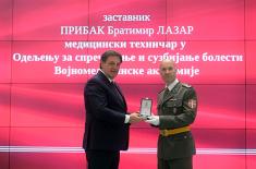 Ministar Gašić uručio odlikovanja pripadnicima Ministarstva odbrane i Vojske Srbije