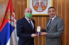 Minister Vulin presents "Twentieth anniversary of defence of the homeland against NATO aggression" military memorial medals 