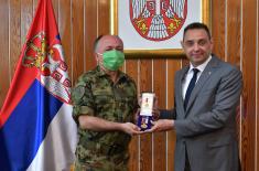 Minister Vulin presents "Twentieth anniversary of defence of the homeland against NATO aggression" military memorial medals 