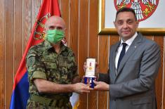 Minister Vulin presents "Twentieth anniversary of defence of the homeland against NATO aggression" military memorial medals 