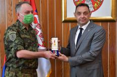 Minister Vulin presents "Twentieth anniversary of defence of the homeland against NATO aggression" military memorial medals 