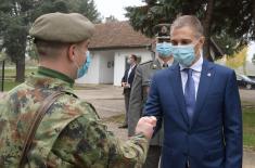 Minister Stefanović visits the barracks where he performed military service