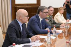 Meeting with Commander of NATO’s Joint Force Command Naples