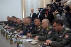 Састанак председника Вучића са највишим руководством система одбране 