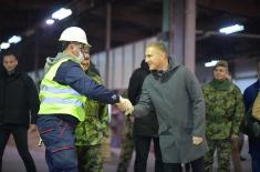 Minister Stefanović visits wood processing plant in Šabac
