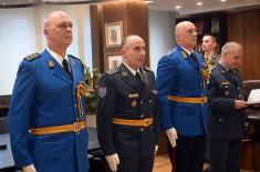 Министар Гашић уручио указе о унапређењима и постављењима на нове дужности