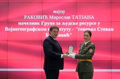 Ministar Gašić uručio odlikovanja pripadnicima Ministarstva odbrane i Vojske Srbije