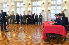 Signing the Agreement on the Transfer of the Rights of Establishment and Obligations of the Aviation Museum
