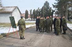 Министар Гашић обишао 22. пешадијски батаљон у Пожеги