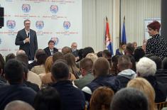 Председник Вучић посетио предузеће „Милан Благојевић-Наменска“