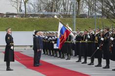 Minister Vučević meets with Slovenian Minister of Defence Šarec in Ljubljana