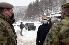 Military help clear snow in Crna Trava