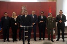 Састанак председника Вучића са највишим руководством система одбране 