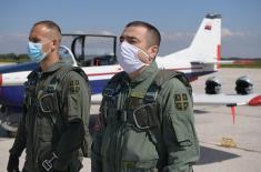 Министар Вулин: Будући пилоти и ученици завршне године Средње стручне војне школе нису прекидали школовање током пандемије