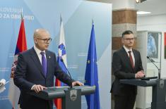 Minister Vučević meets with Slovenian Minister of Defence Šarec in Ljubljana