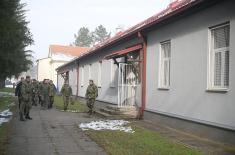 Министар Гашић обишао 22. пешадијски батаљон у Пожеги