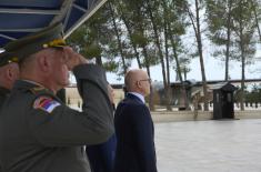 Minister Vučević lays wreath at Makedonitissa military cemetery in Cyprus