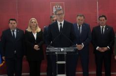 Састанак председника Вучића са највишим руководством система одбране 