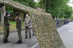 President Vučić visits vaccination point: Thank you to Serbian Armed Forces for taking their task seriously