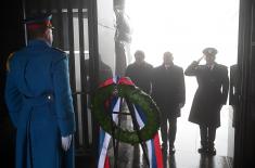 Положен венац на Авали поводом Дана државности